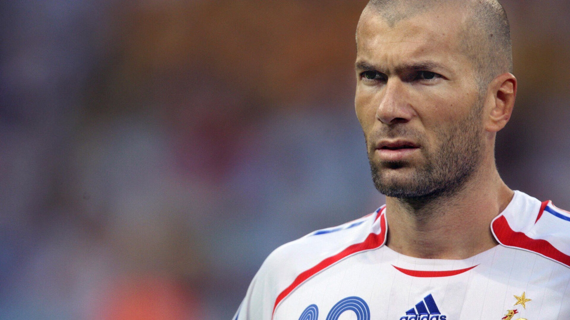 星空体育中国-魔幻绿茵,申花欧超杯压哨绝杀皇马,塔图姆成奇兵,开拓者清晨备战亚冠